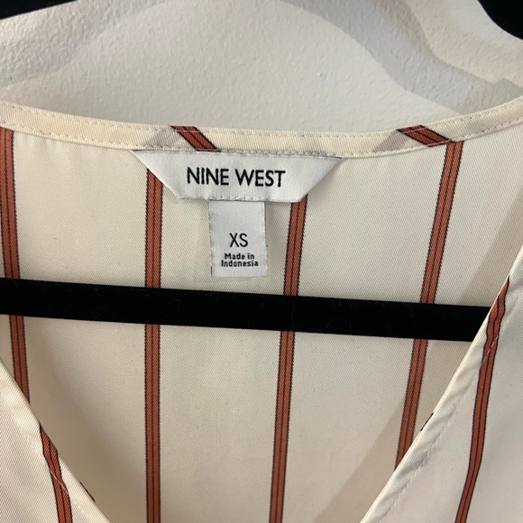 Striped Blouse - Picture 2 of 3